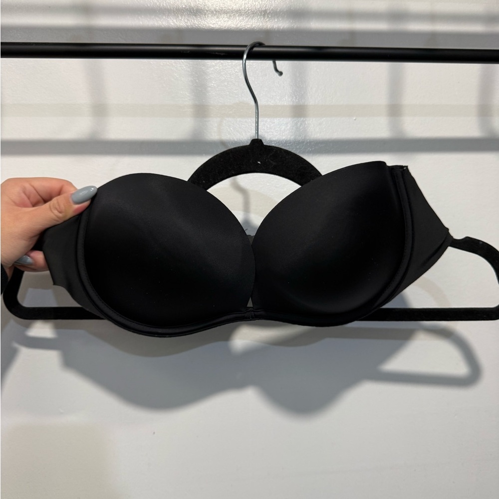Victoria Secret Black Strapless Bra
